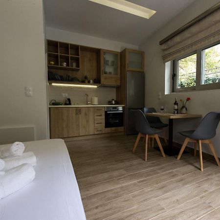 Wonderlust Apartment Close To Sea Α1 Kalamata Esterno foto